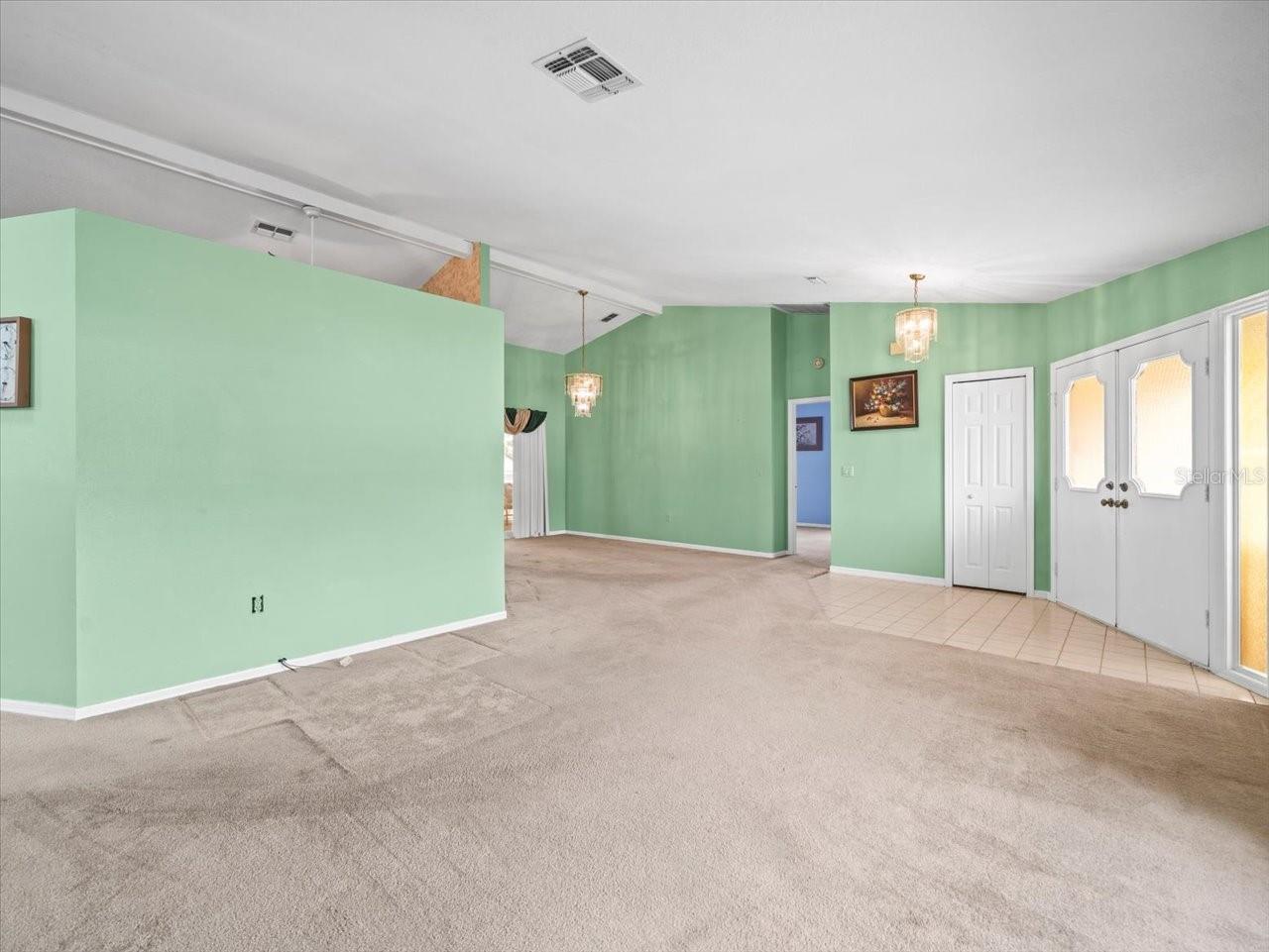 Image 11 of 47 For 10442 Ventura Drive