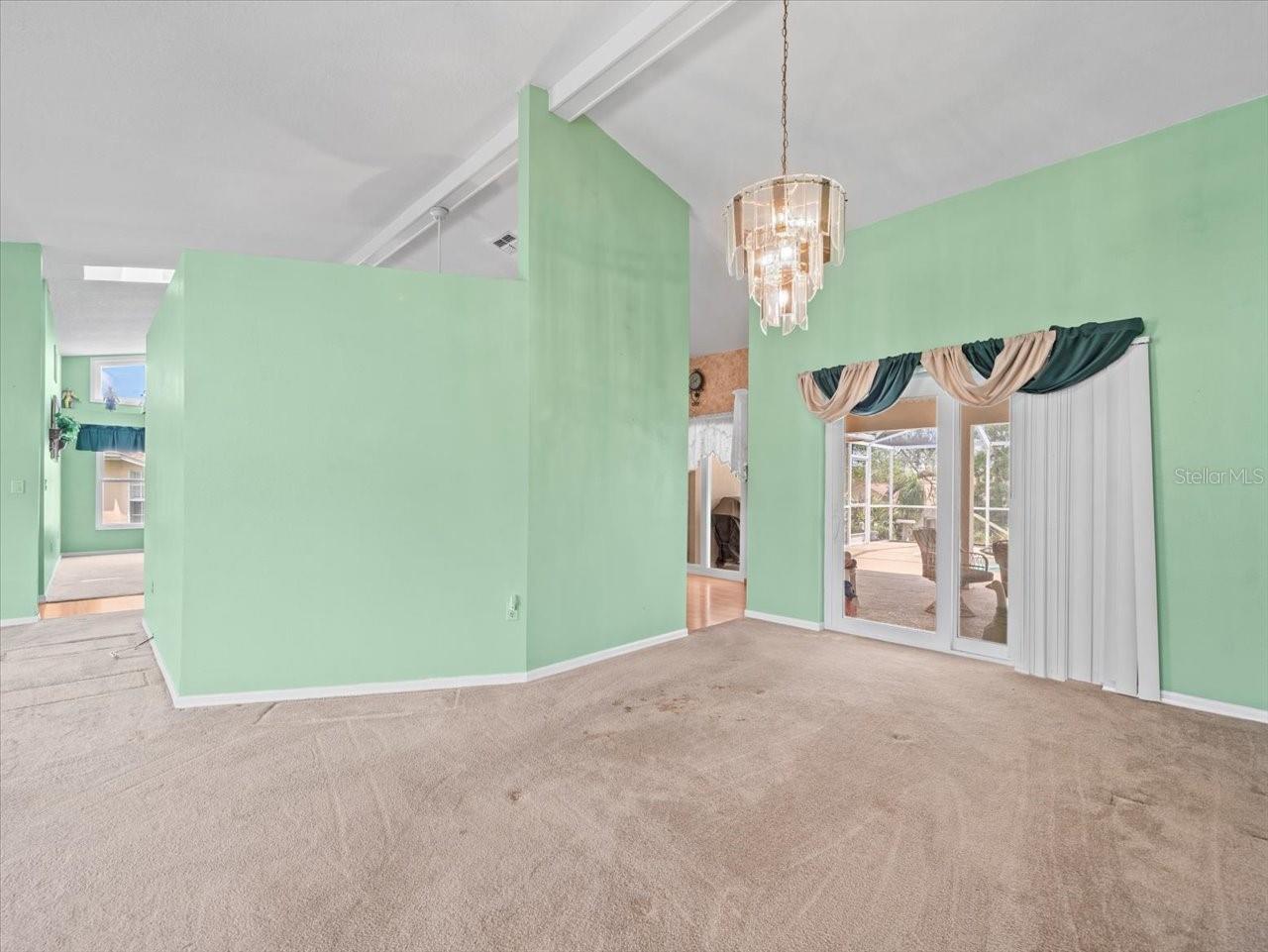 Image 13 of 47 For 10442 Ventura Drive