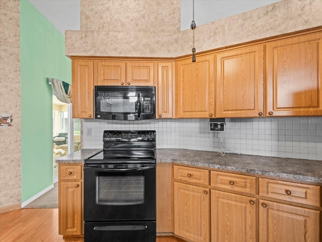 Image 26 of 47 For 10442 Ventura Drive