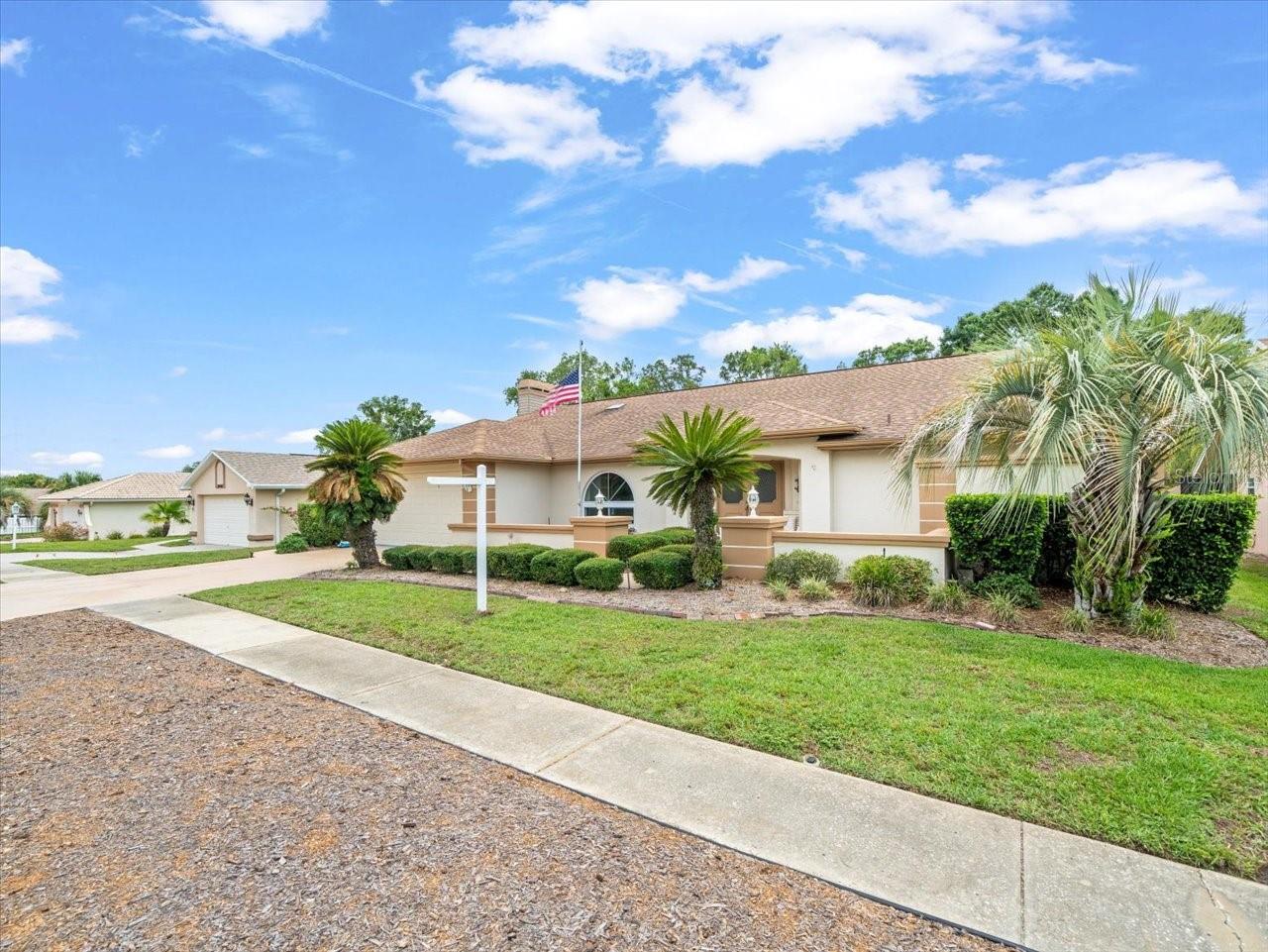 Image 3 of 47 For 10442 Ventura Drive