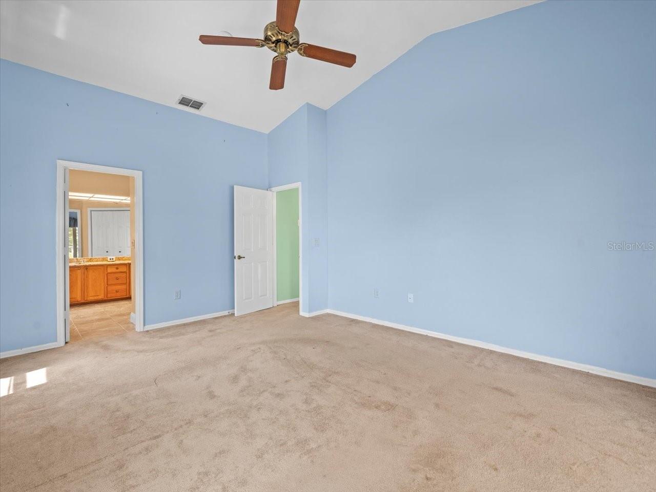 Image 32 of 47 For 10442 Ventura Drive