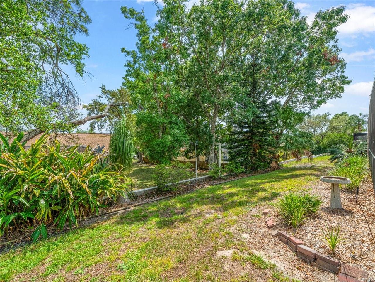 Image 46 of 47 For 10442 Ventura Drive