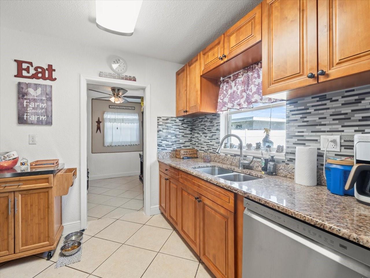 Image 15 of 43 For 9891 52nd Street N