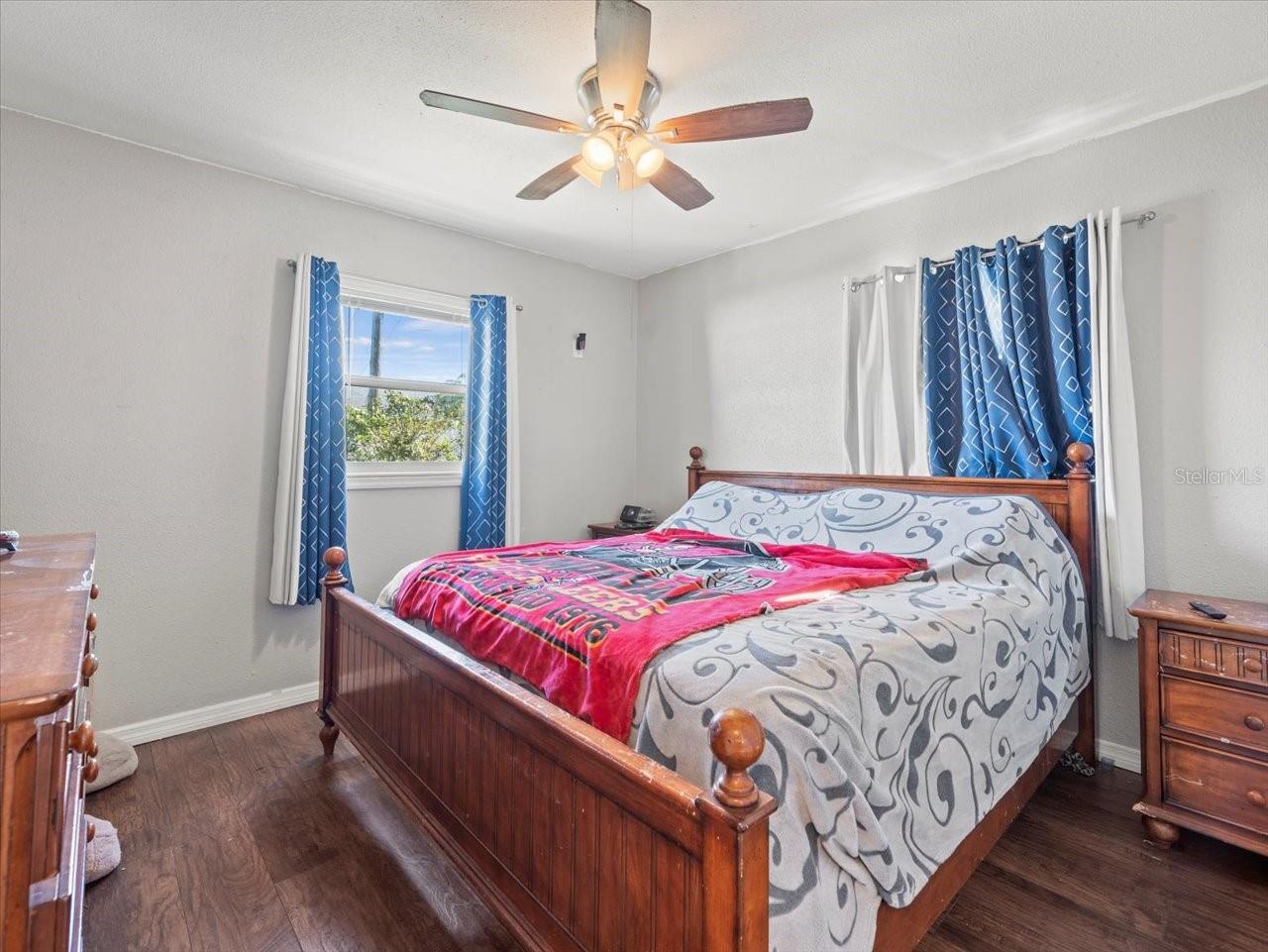 Image 16 of 43 For 9891 52nd Street N