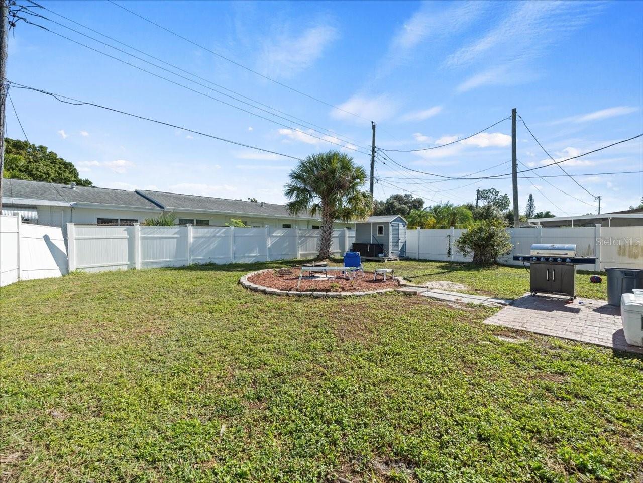 Image 24 of 43 For 9891 52nd Street N