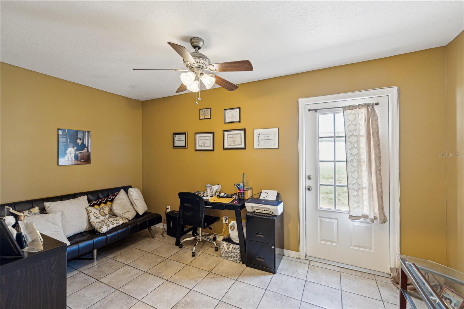 Listing photo id 20 for 11192 Archer Avenue