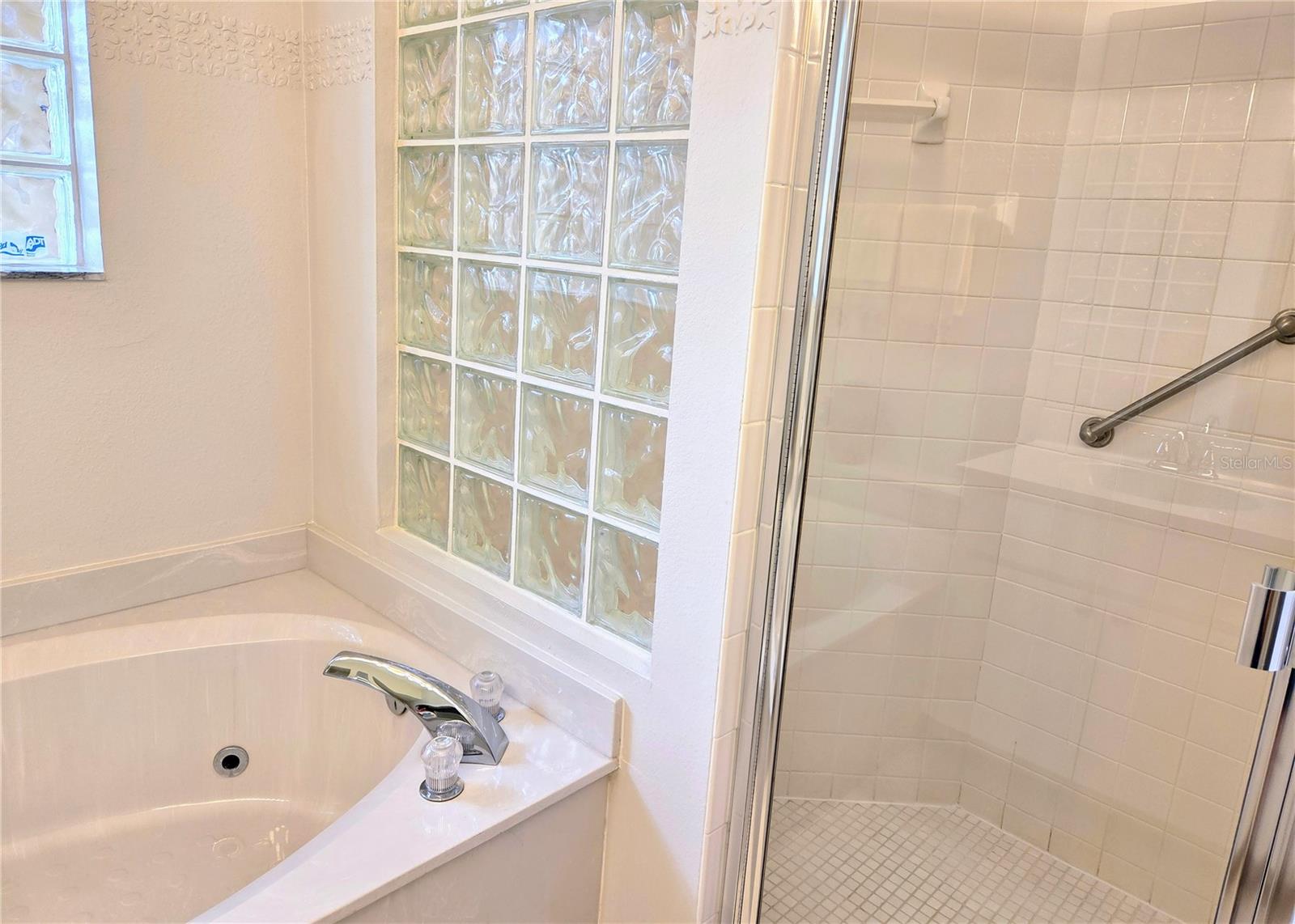 Image 16 of 45 For 3627 Muirfield Court 3627
