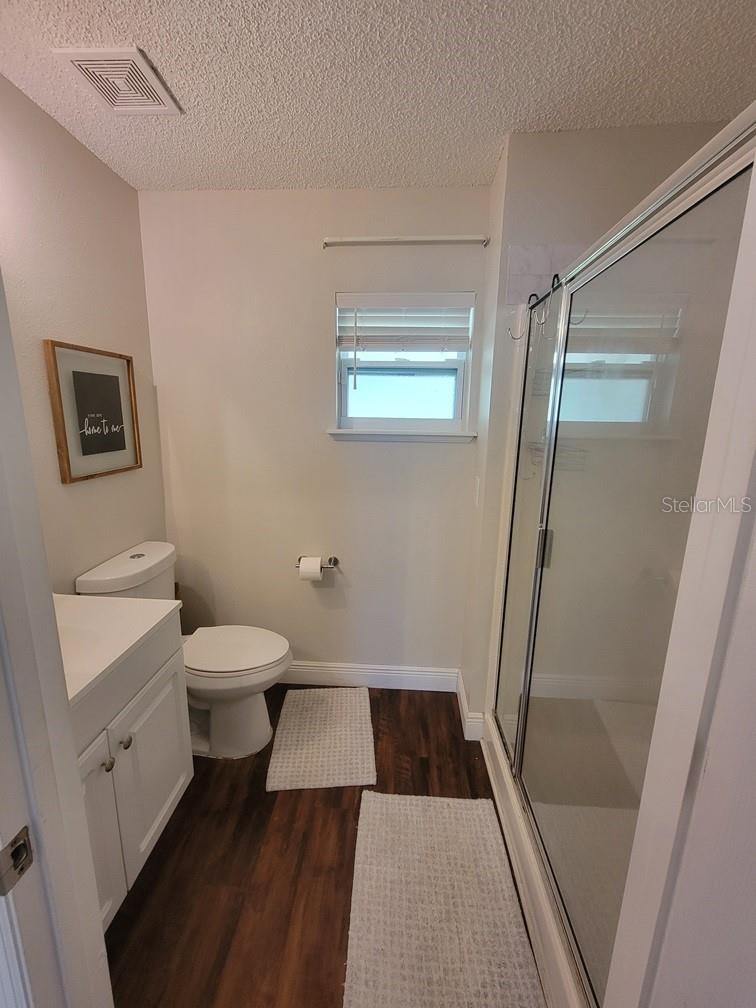 Image 13 of 24 For 6371 Shadydale Avenue