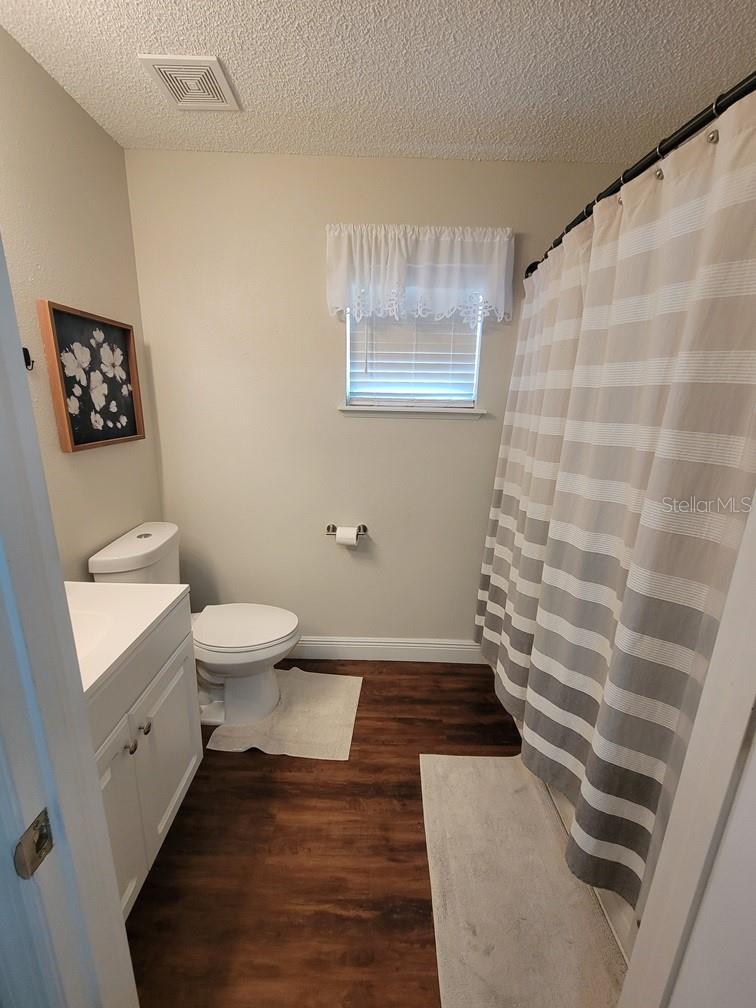 Image 17 of 24 For 6371 Shadydale Avenue