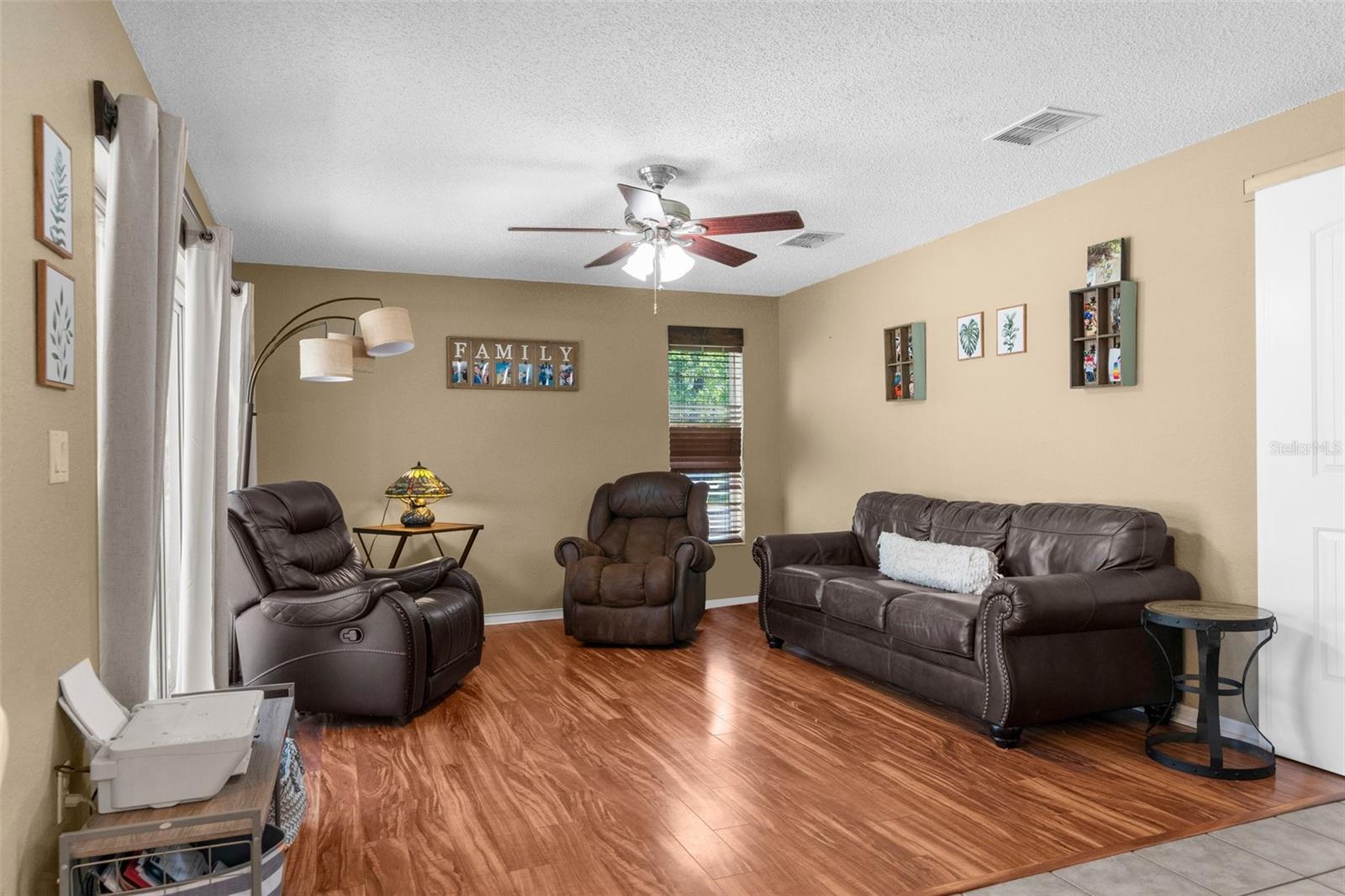 Image 23 of 63 For 14031 Hexam Road