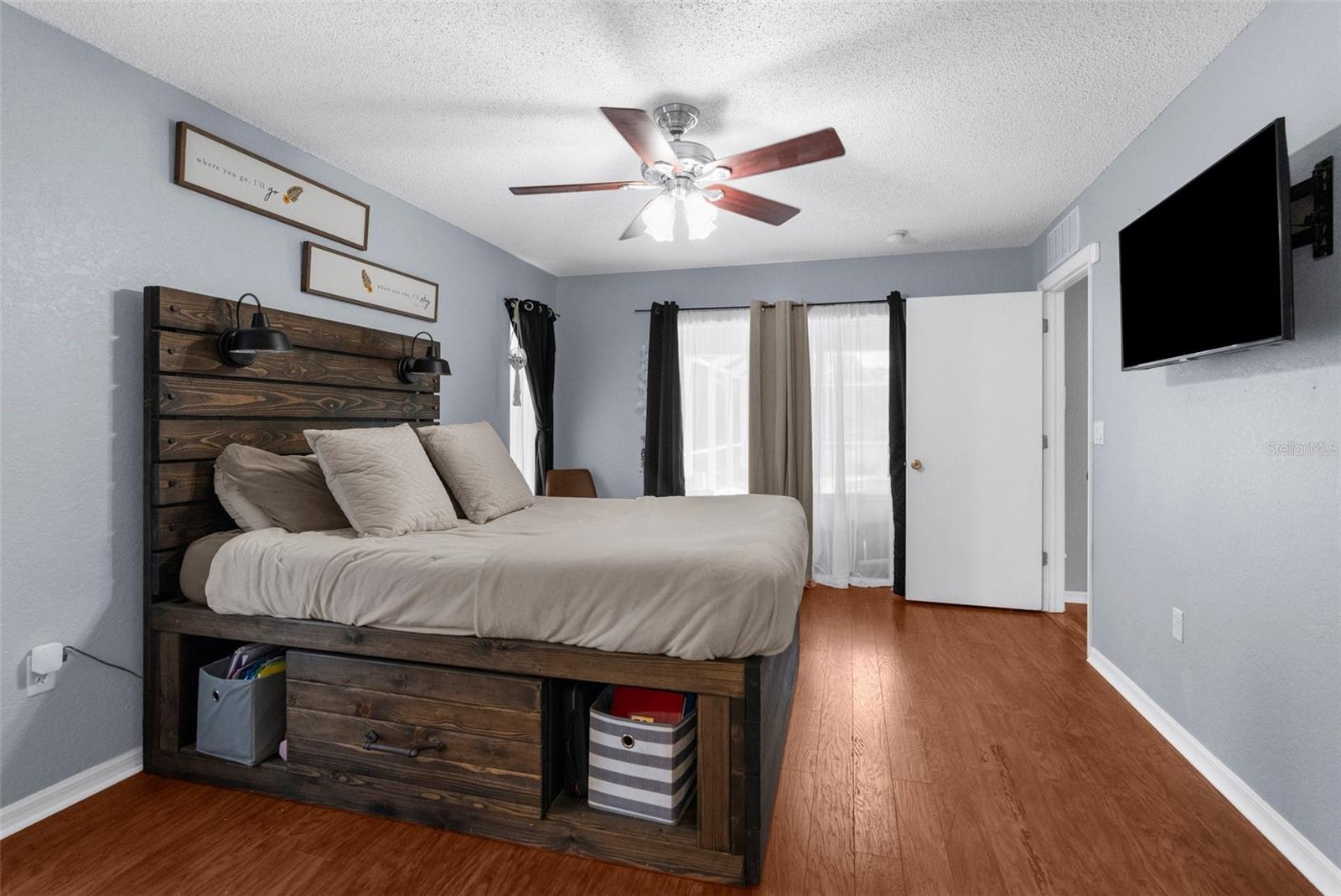 Image 36 of 63 For 14031 Hexam Road