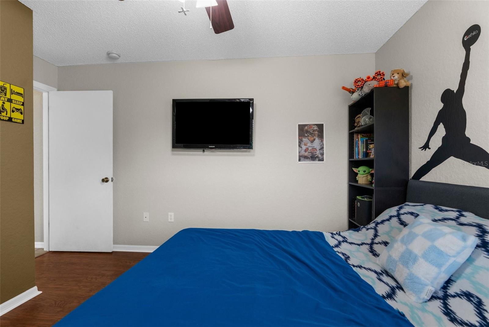 Image 39 of 63 For 14031 Hexam Road