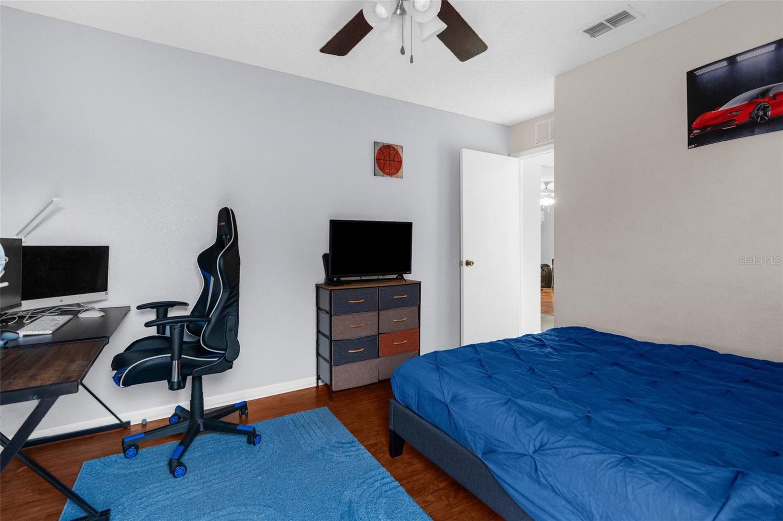 Image 41 of 63 For 14031 Hexam Road