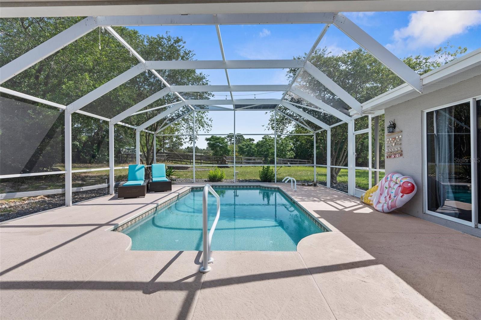 Image 45 of 63 For 14031 Hexam Road