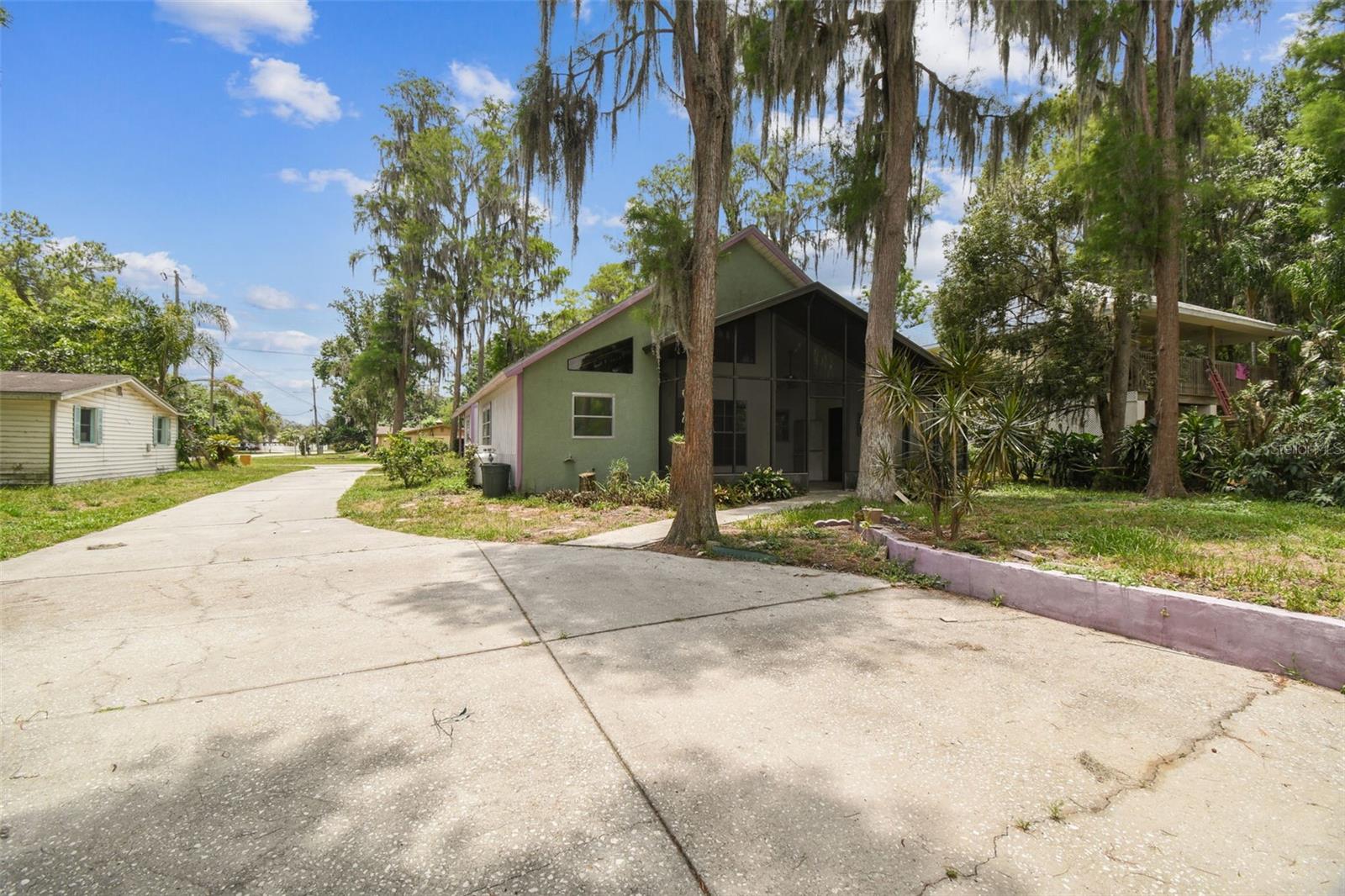 Image 11 of 62 For 8755 Marigold Drive