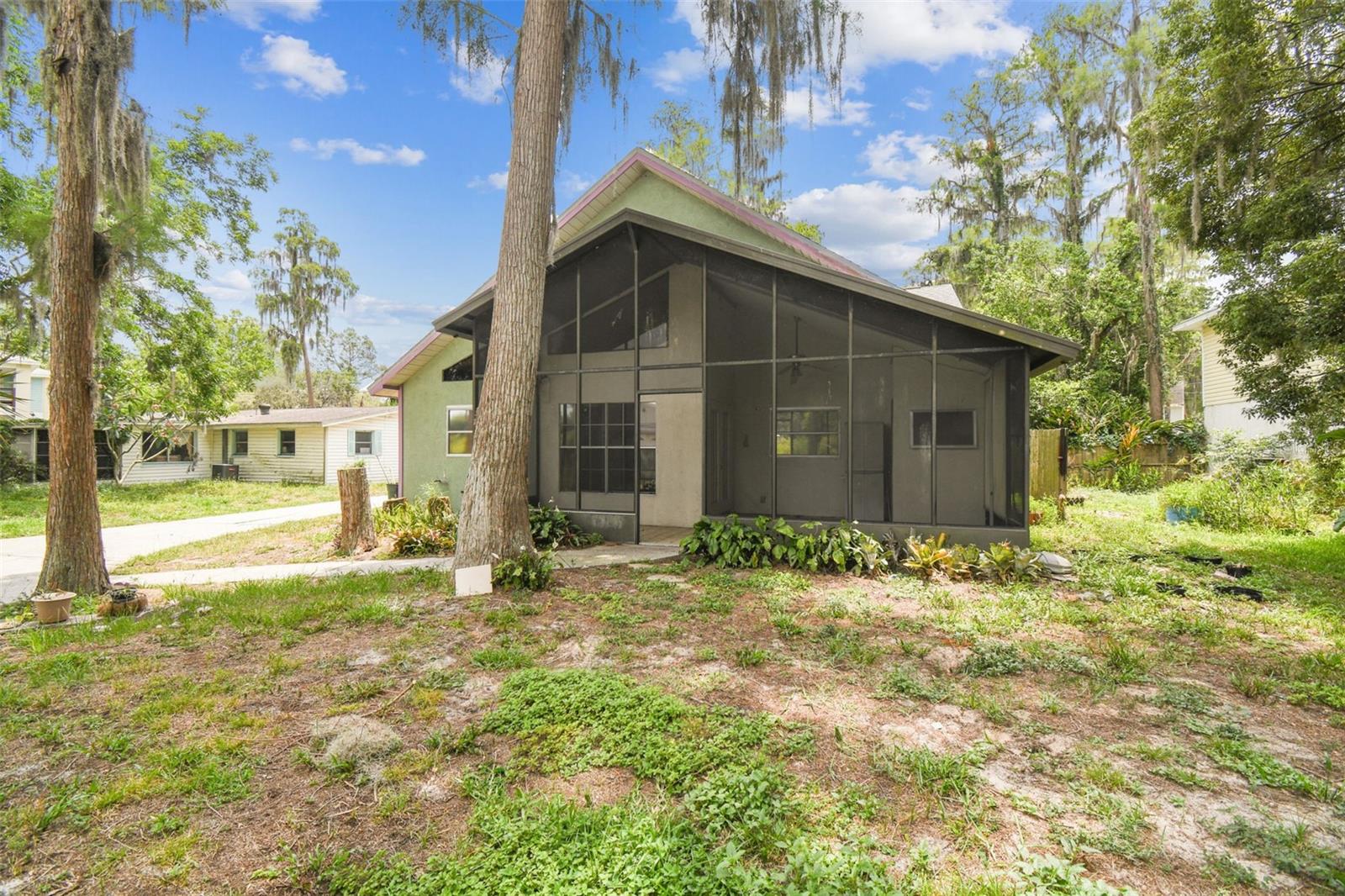 Image 14 of 62 For 8755 Marigold Drive