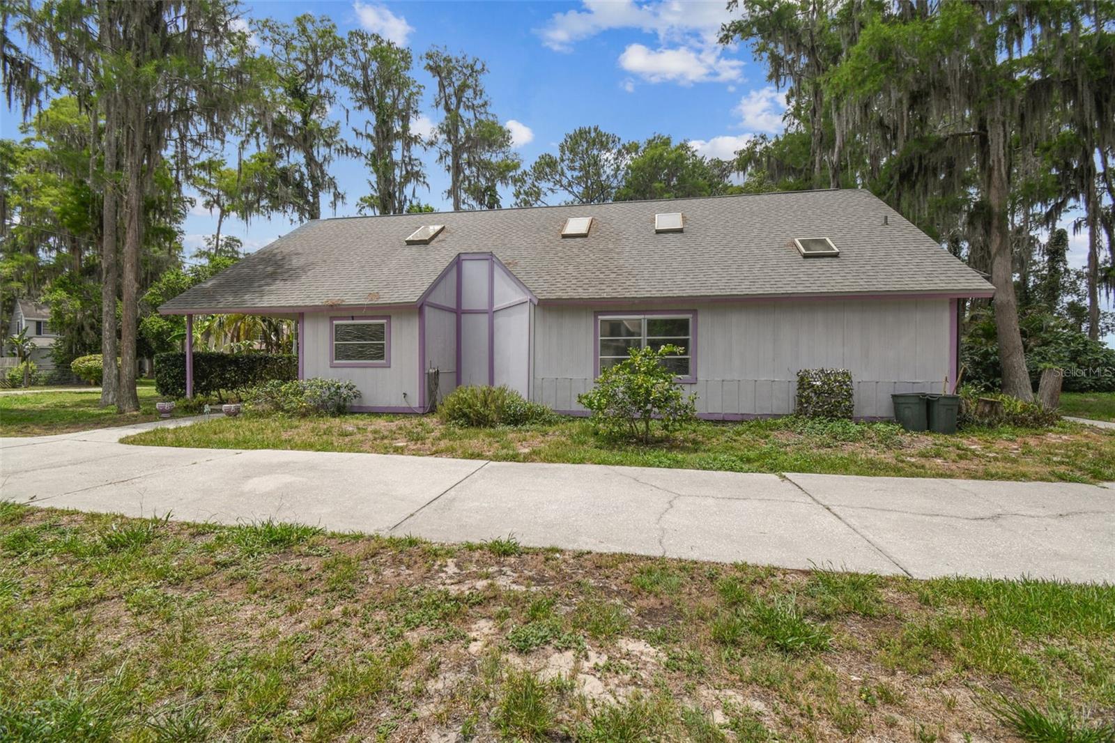 Image 9 of 62 For 8755 Marigold Drive