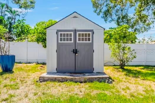 Image 5 of 22 For 6656 Pinecrest Lane N