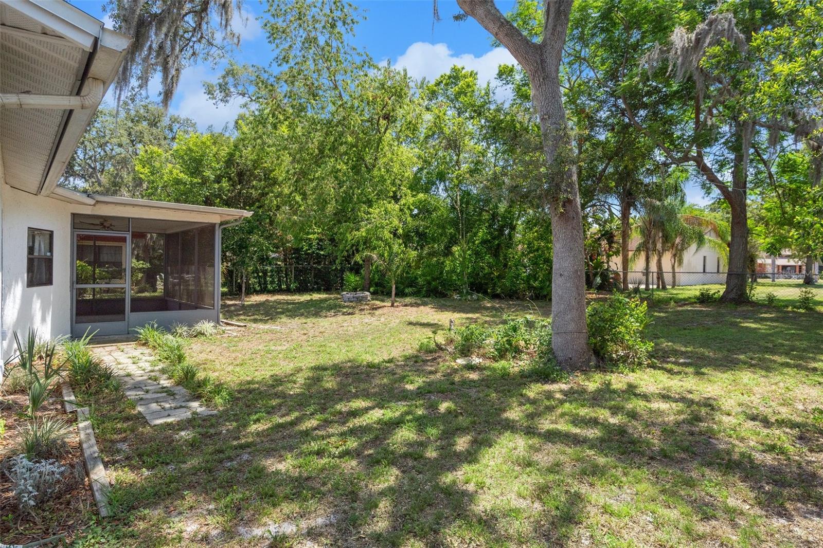 Image 37 of 37 For 13307 Woodward Drive