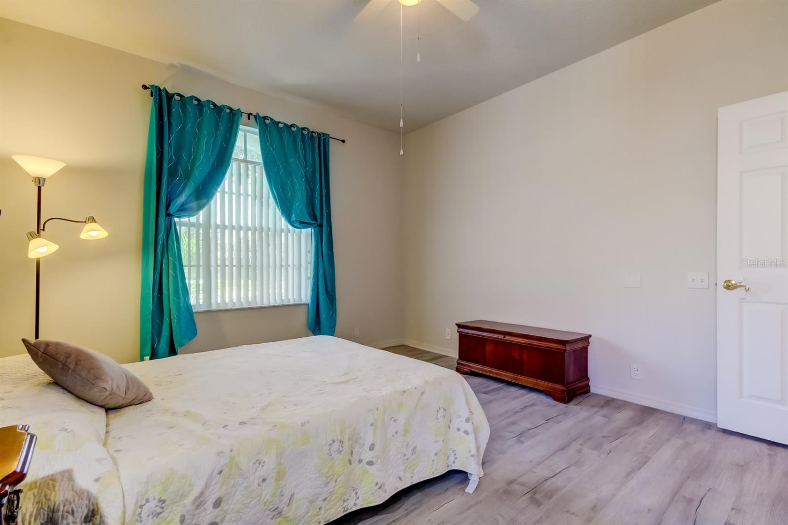 Listing photo id 24 for 14466 Tamarind Loop