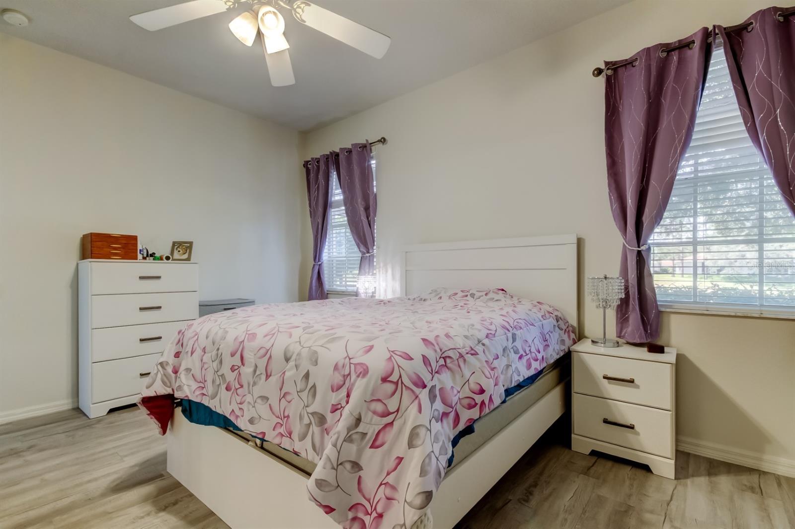 Listing photo id 31 for 14466 Tamarind Loop