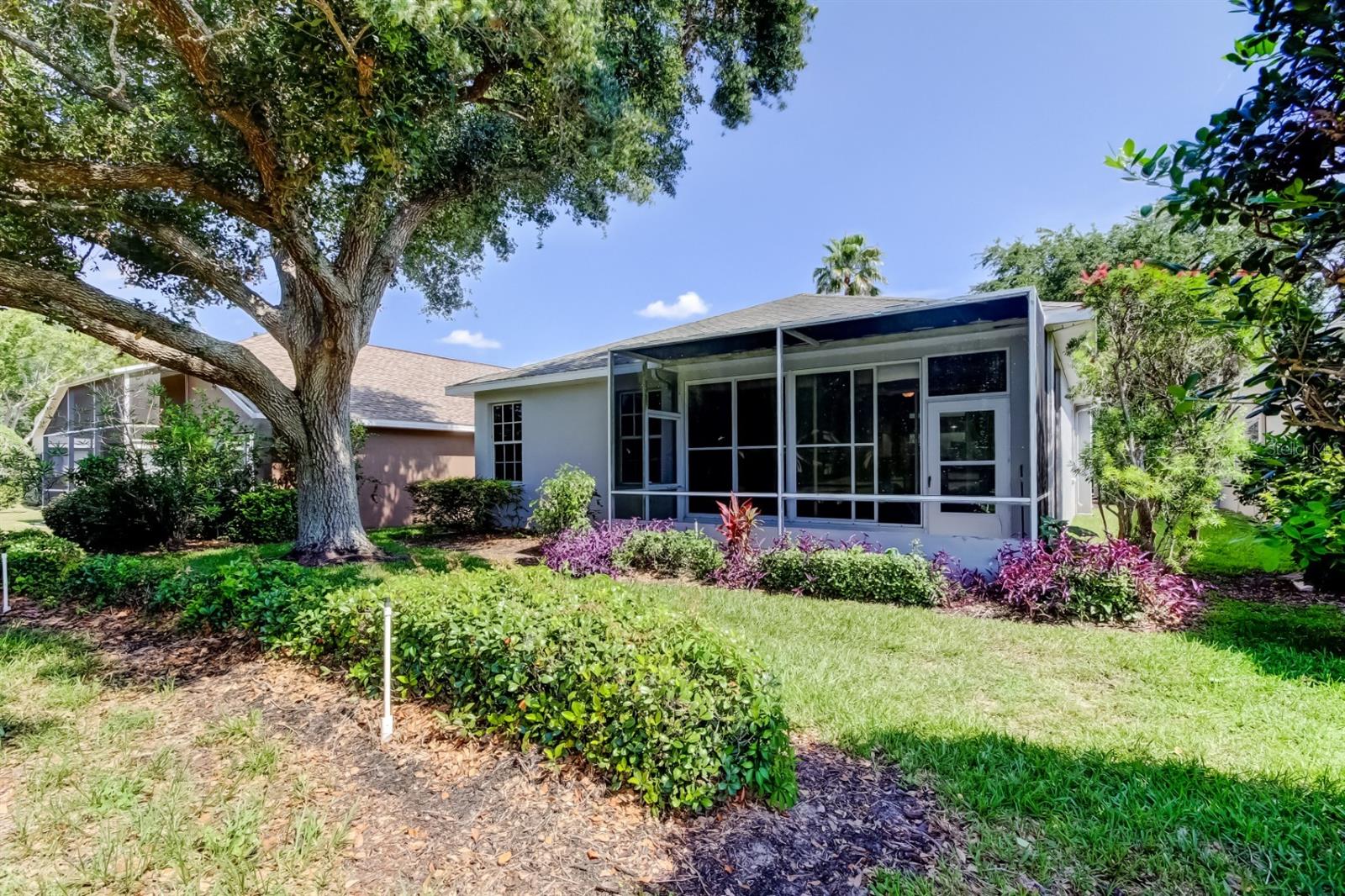 Listing photo id 44 for 14466 Tamarind Loop