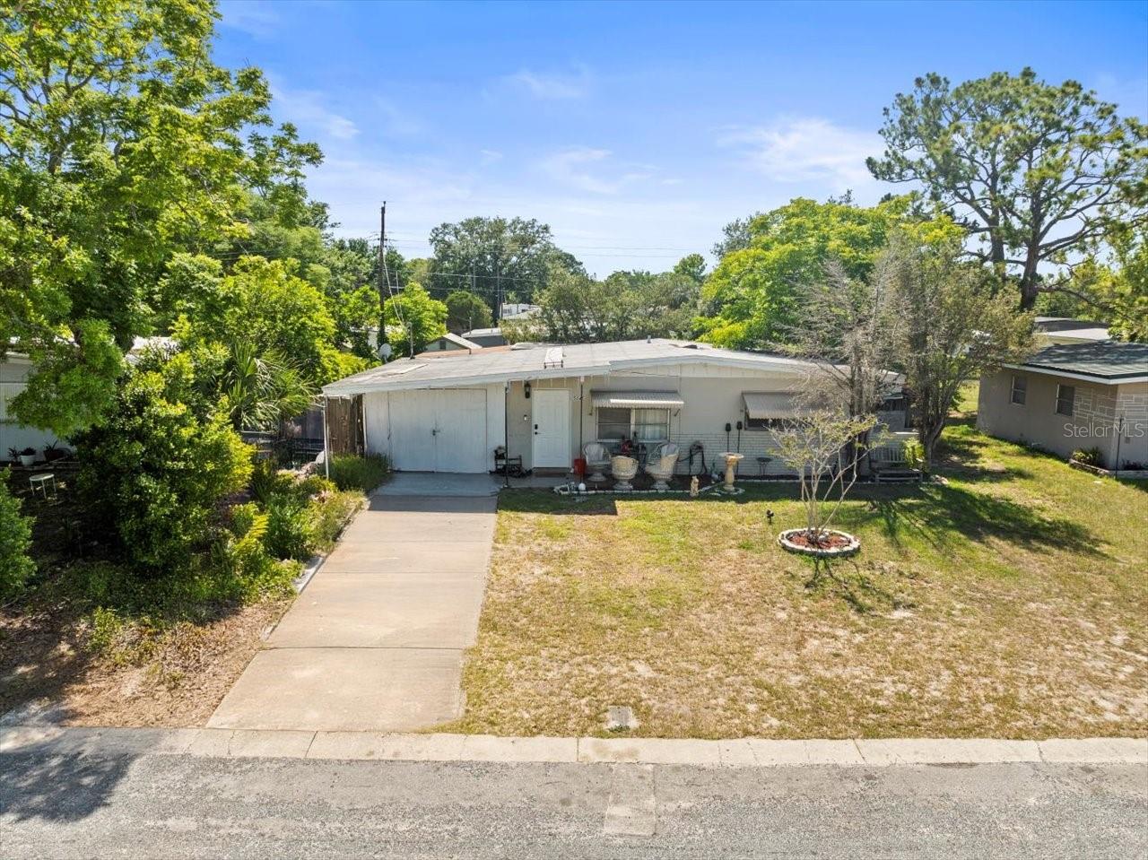 Image 2 of 3 For 5045 Grand Boulevard