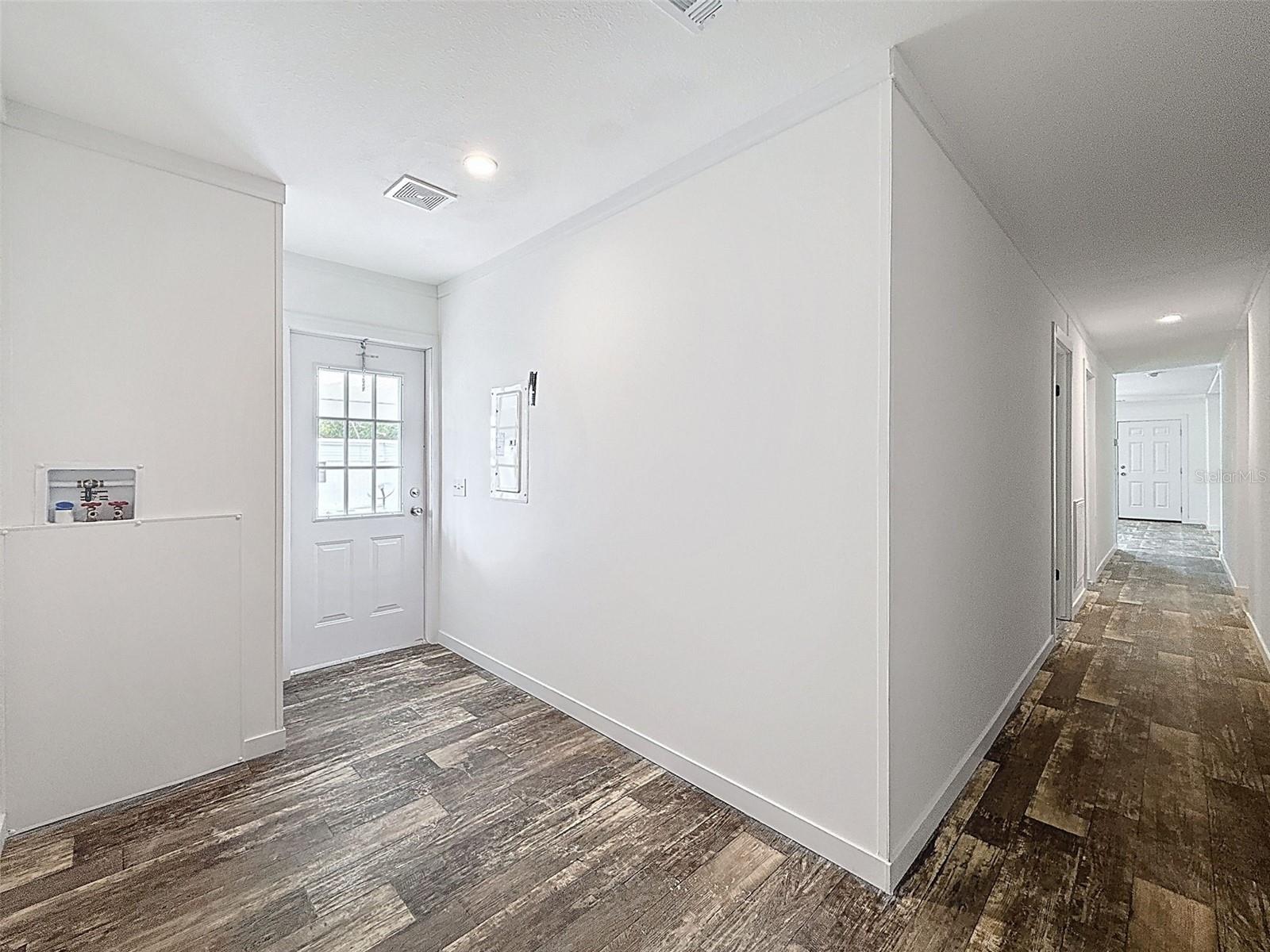 Image 31 of 49 For 7353 Thorpp Avenue