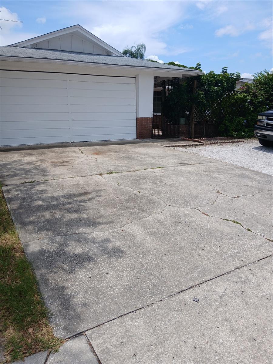 Details for 9516 Glen Moor Lane, PORT RICHEY, FL 34668