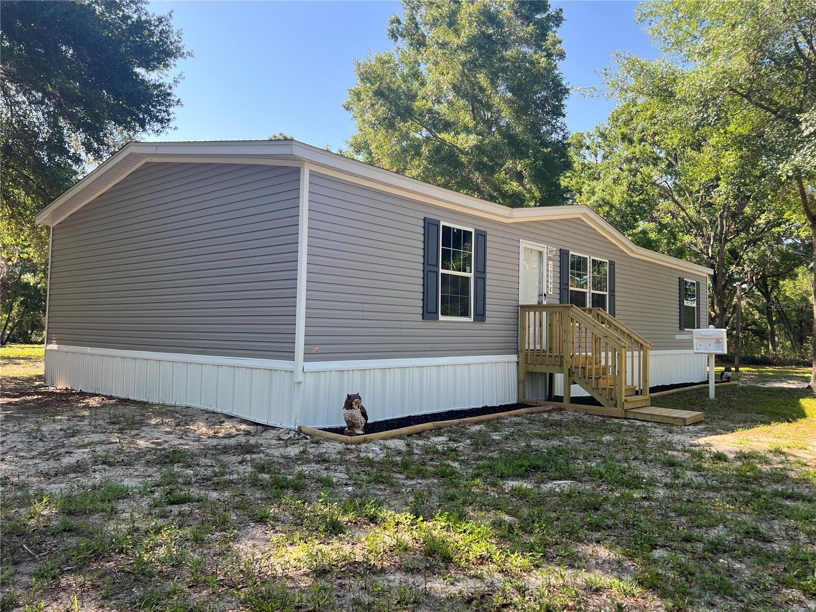 Image 6 of 17 For 15548 Rockingham Lane