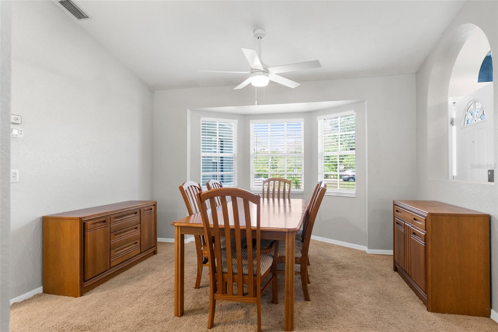 Listing photo id 18 for 8084 Nightingale Road