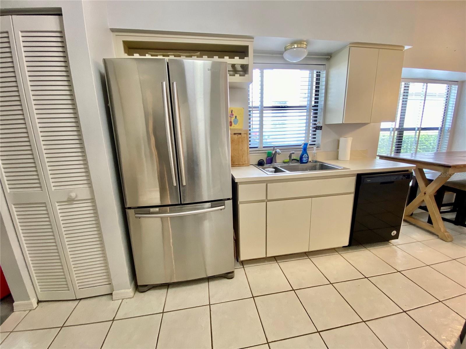 Image 9 of 56 For 9200 Turnberry Court