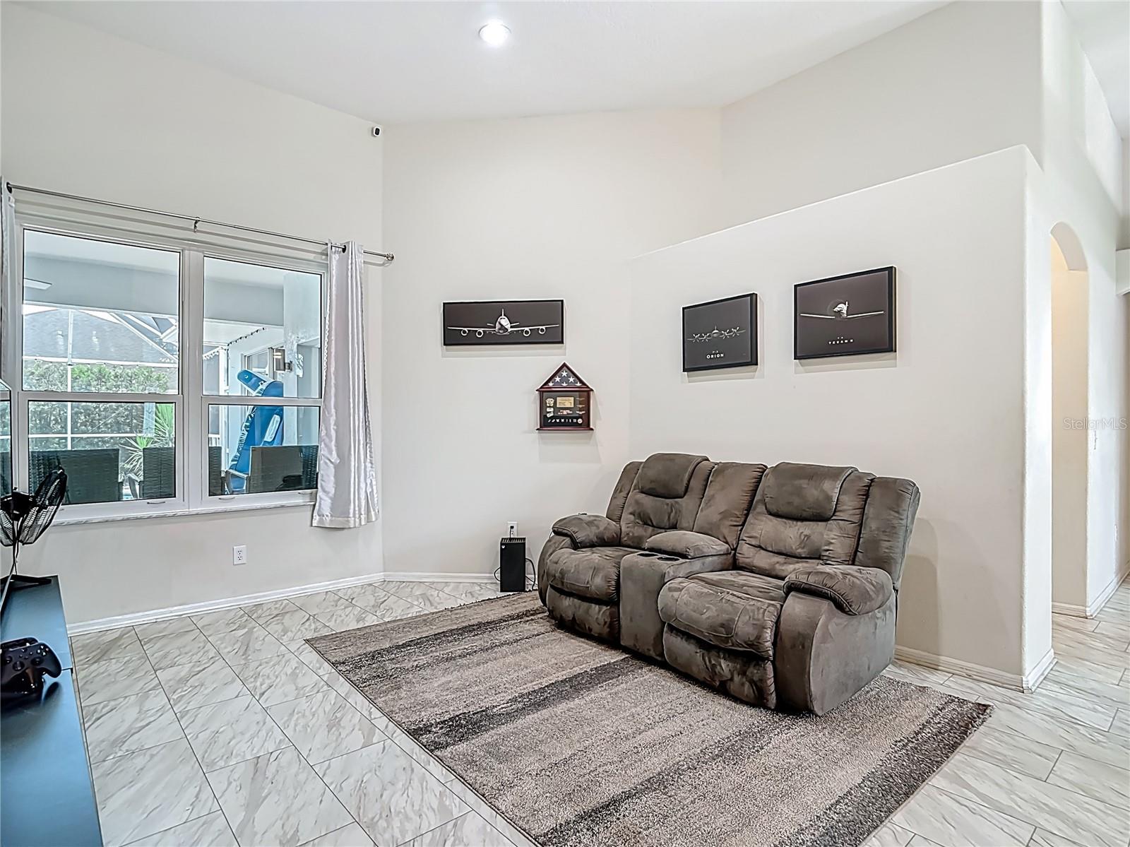 Image 11 of 83 For 18902 Saint Laurent Drive