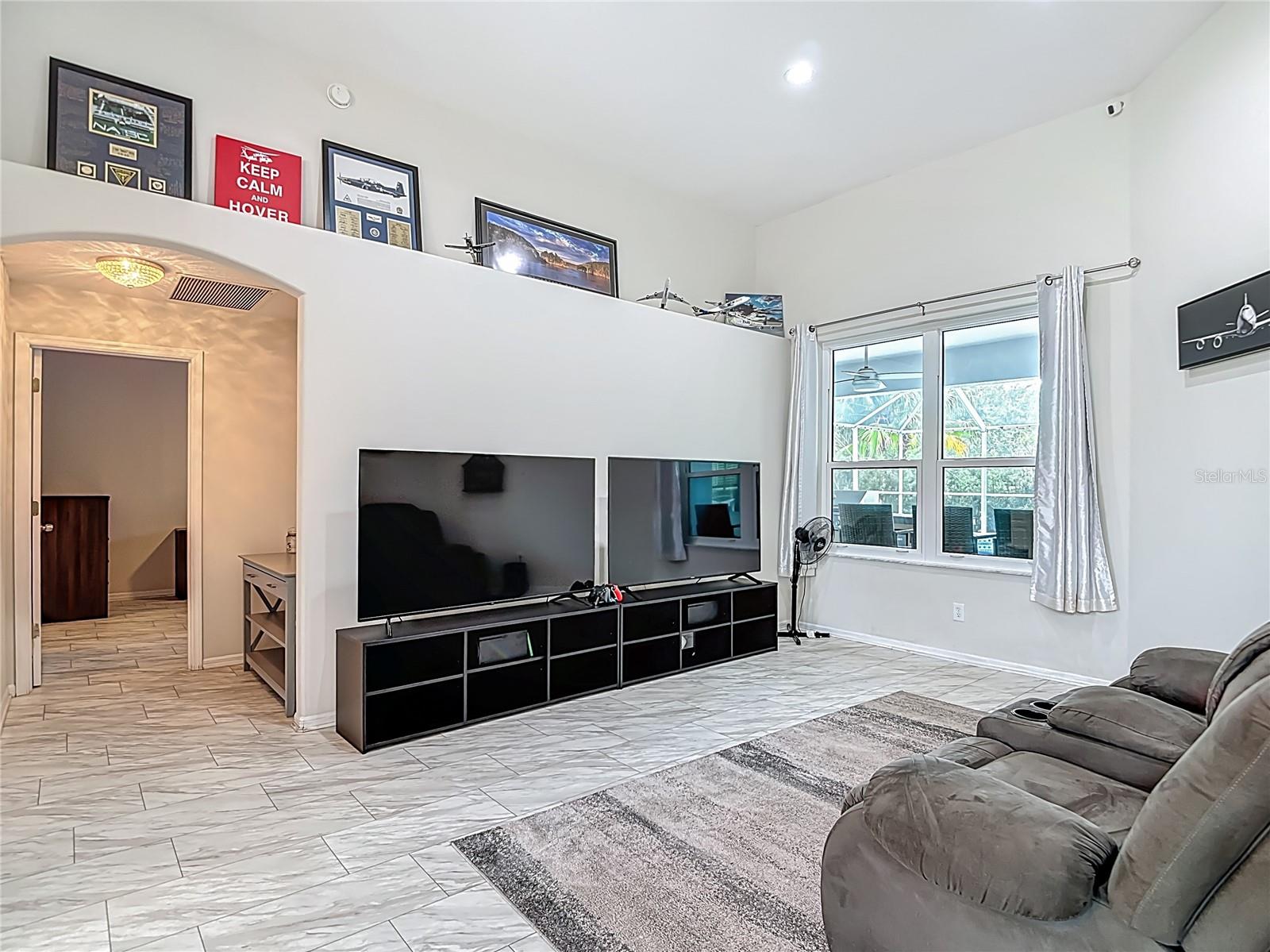 Image 12 of 83 For 18902 Saint Laurent Drive