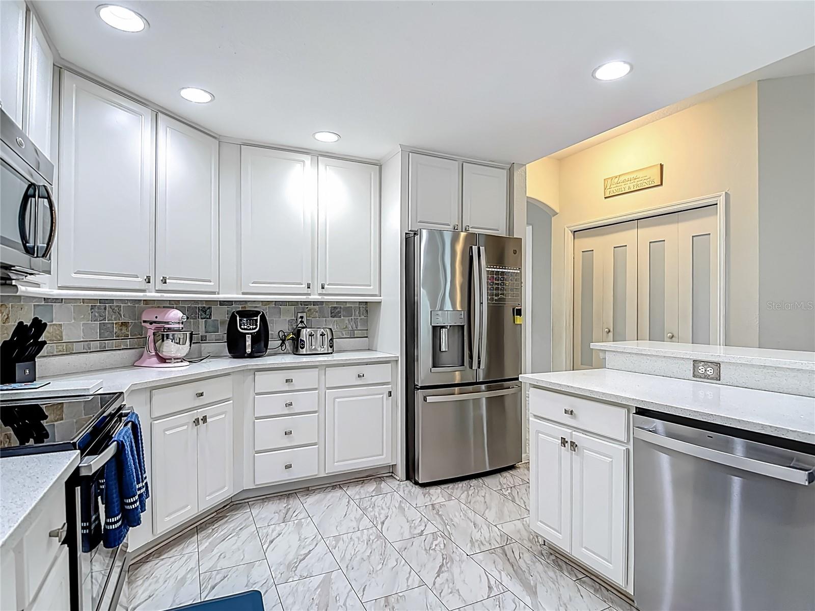 Image 31 of 83 For 18902 Saint Laurent Drive