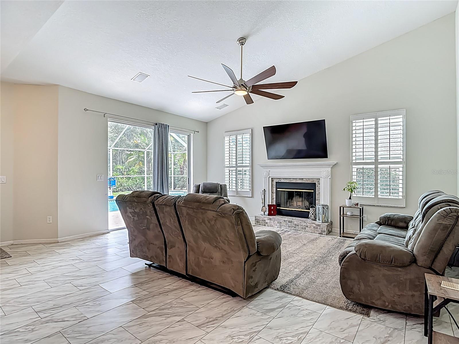 Image 38 of 83 For 18902 Saint Laurent Drive