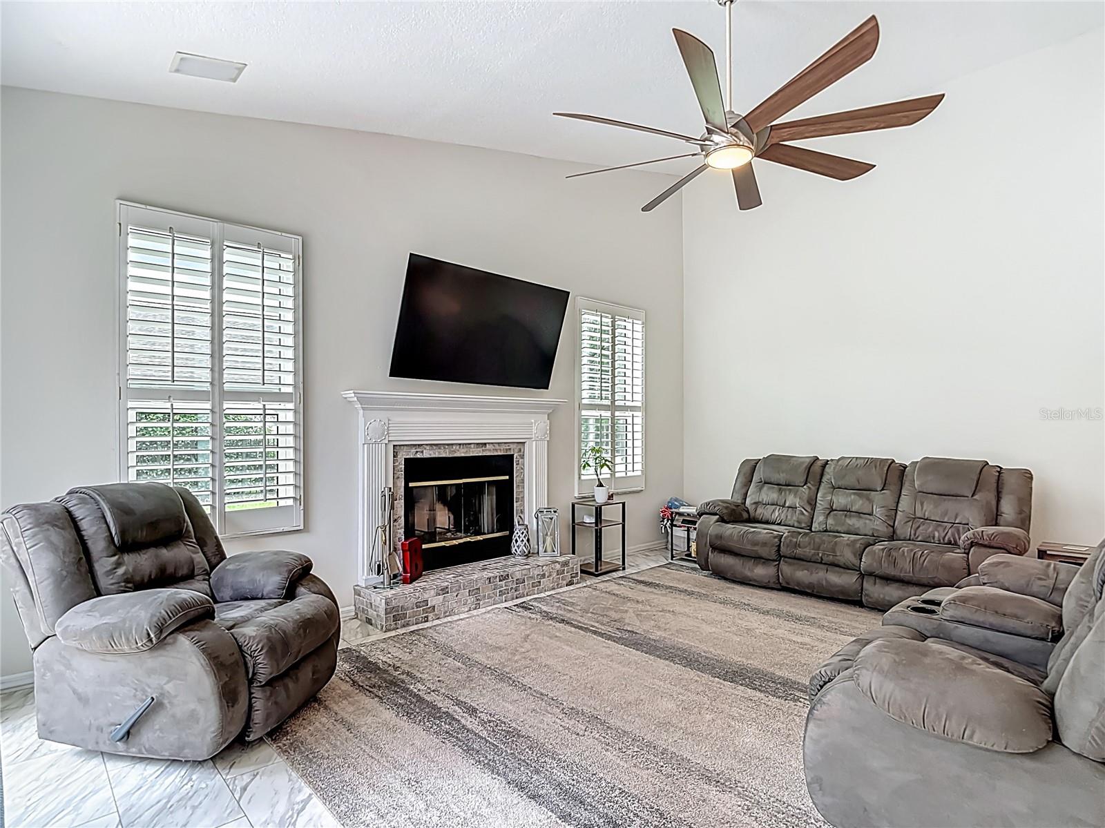Image 42 of 83 For 18902 Saint Laurent Drive