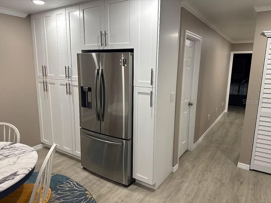 Image 4 of 14 For 1250 Pinellas Avenue 814