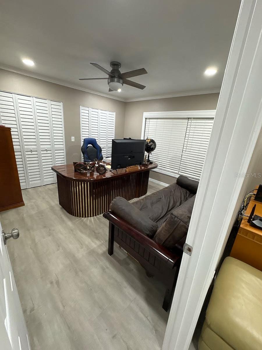 Image 9 of 14 For 1250 Pinellas Avenue 814