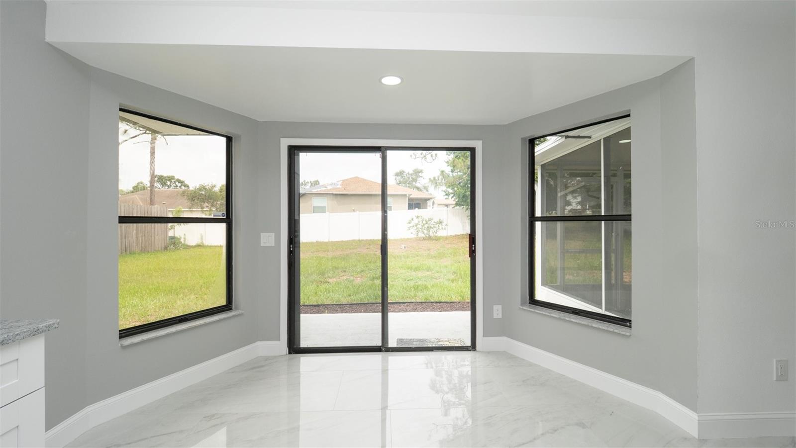 Image 14 of 38 For 11494 Villa Road