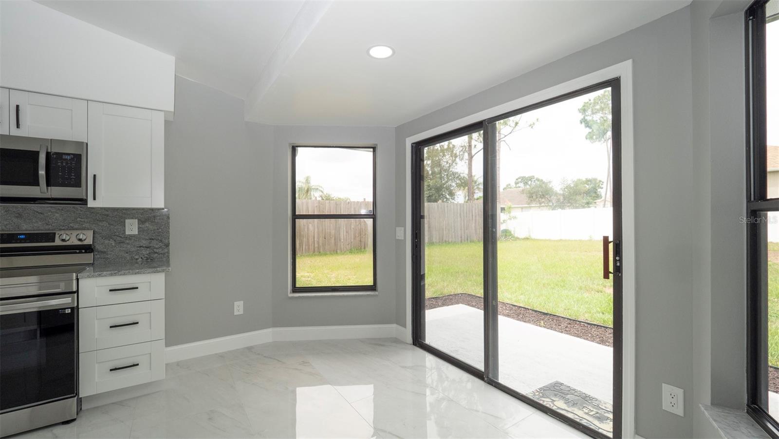 Image 15 of 38 For 11494 Villa Road