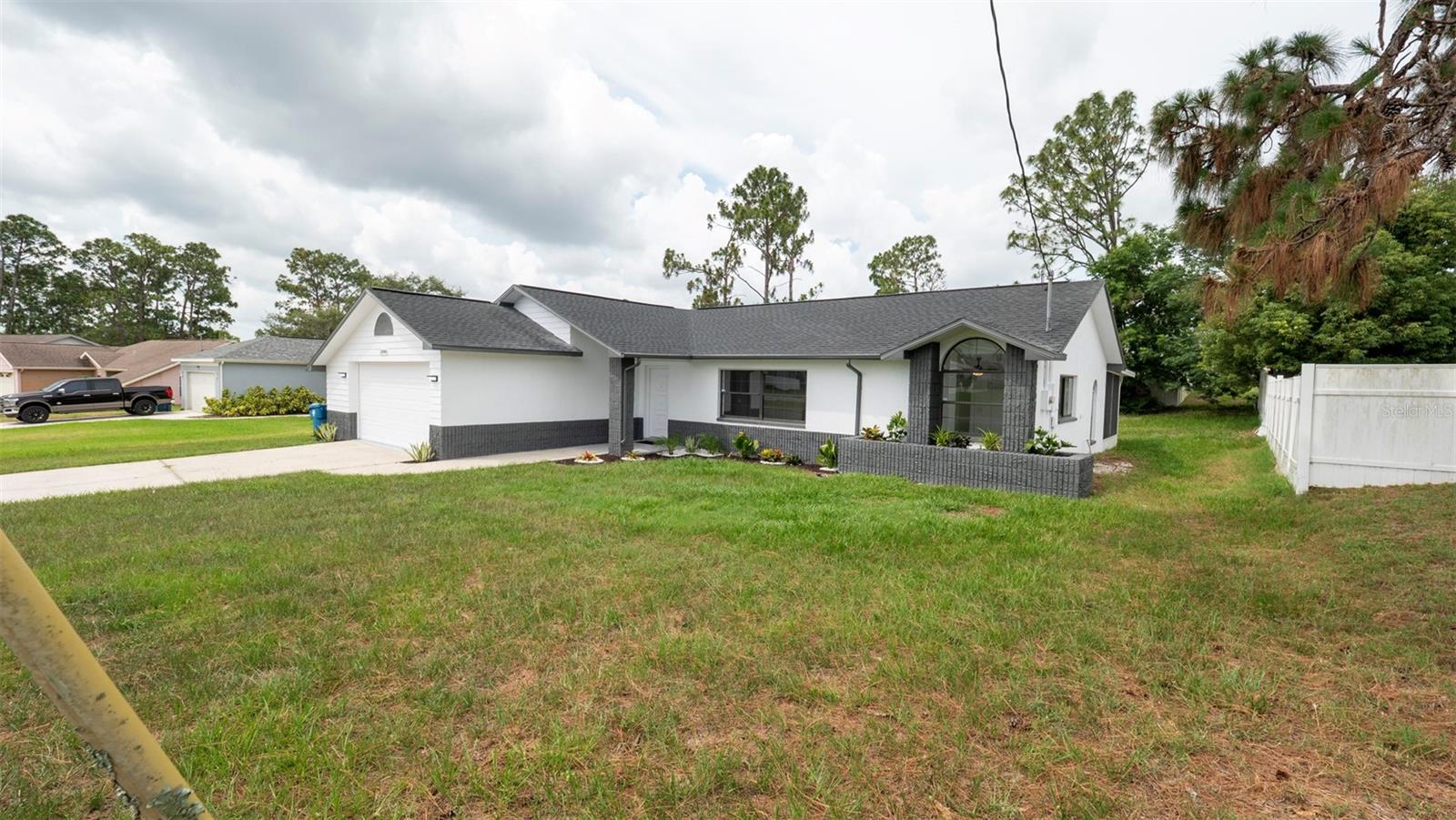 Image 26 of 38 For 11494 Villa Road