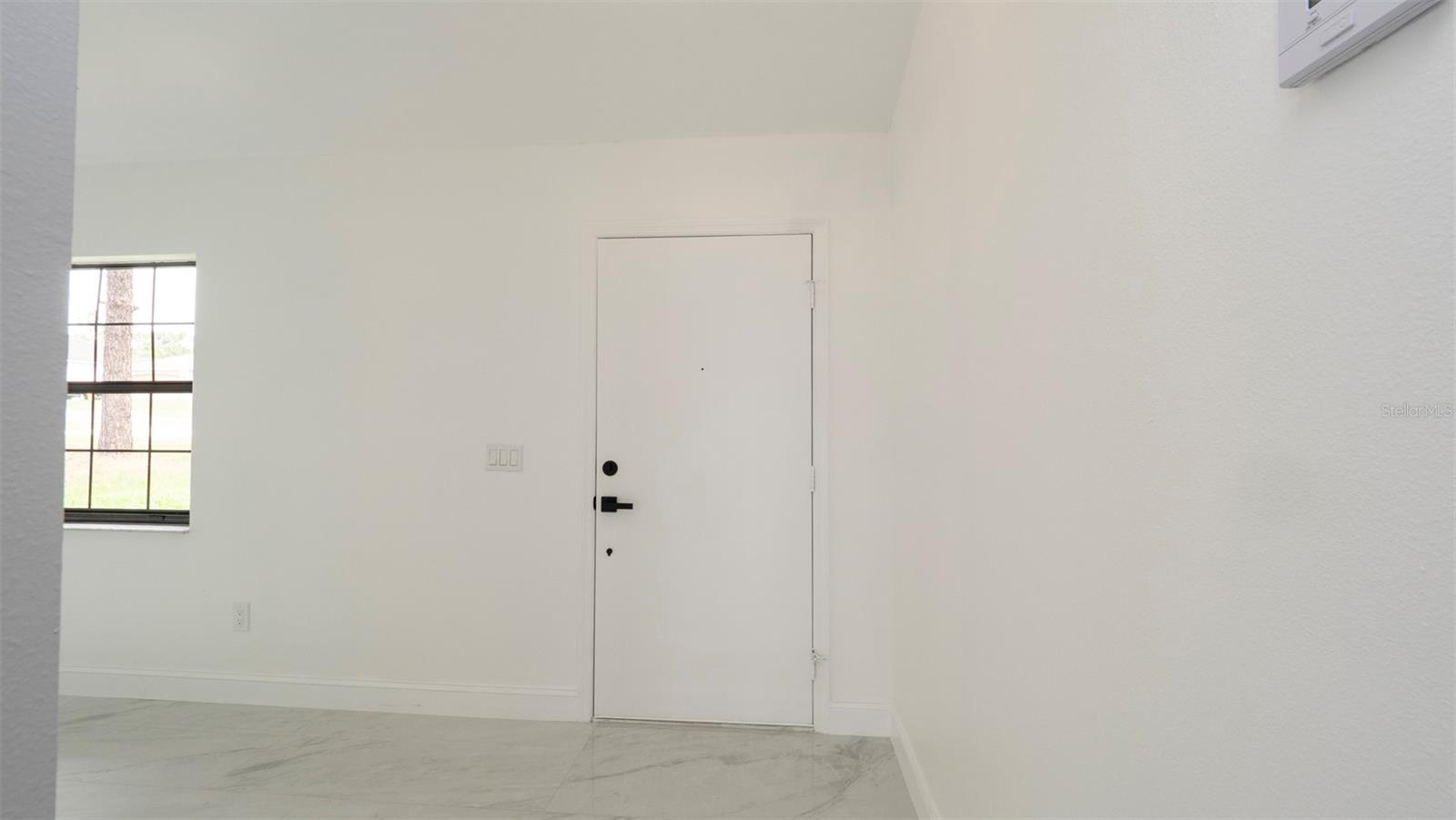 Image 5 of 38 For 11494 Villa Road