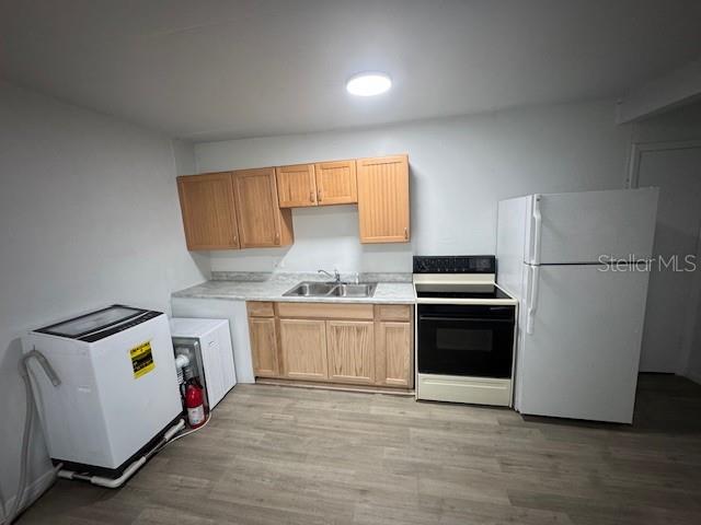 Image 4 of 9 For 639 Fort Dade Avenue
