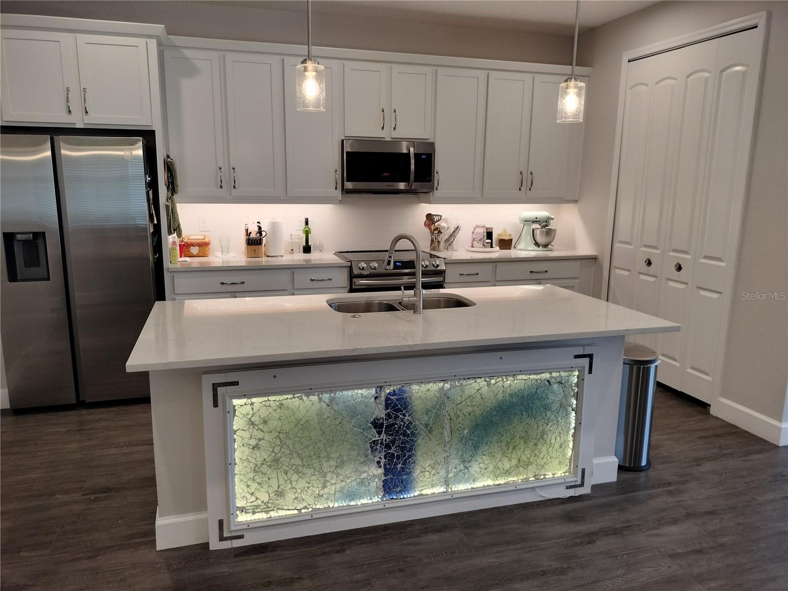 Image 3 of 26 For 9967 Patrician Drive