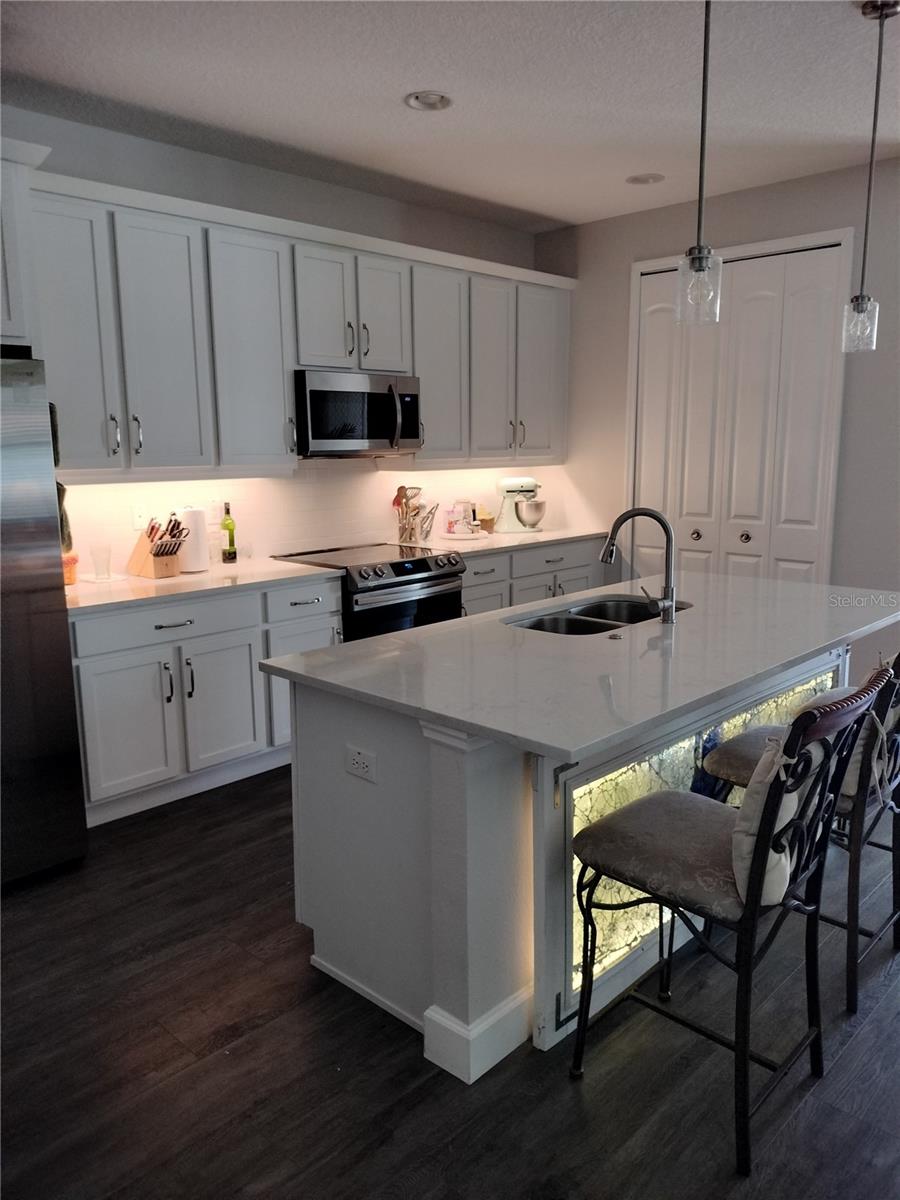 Image 6 of 26 For 9967 Patrician Drive