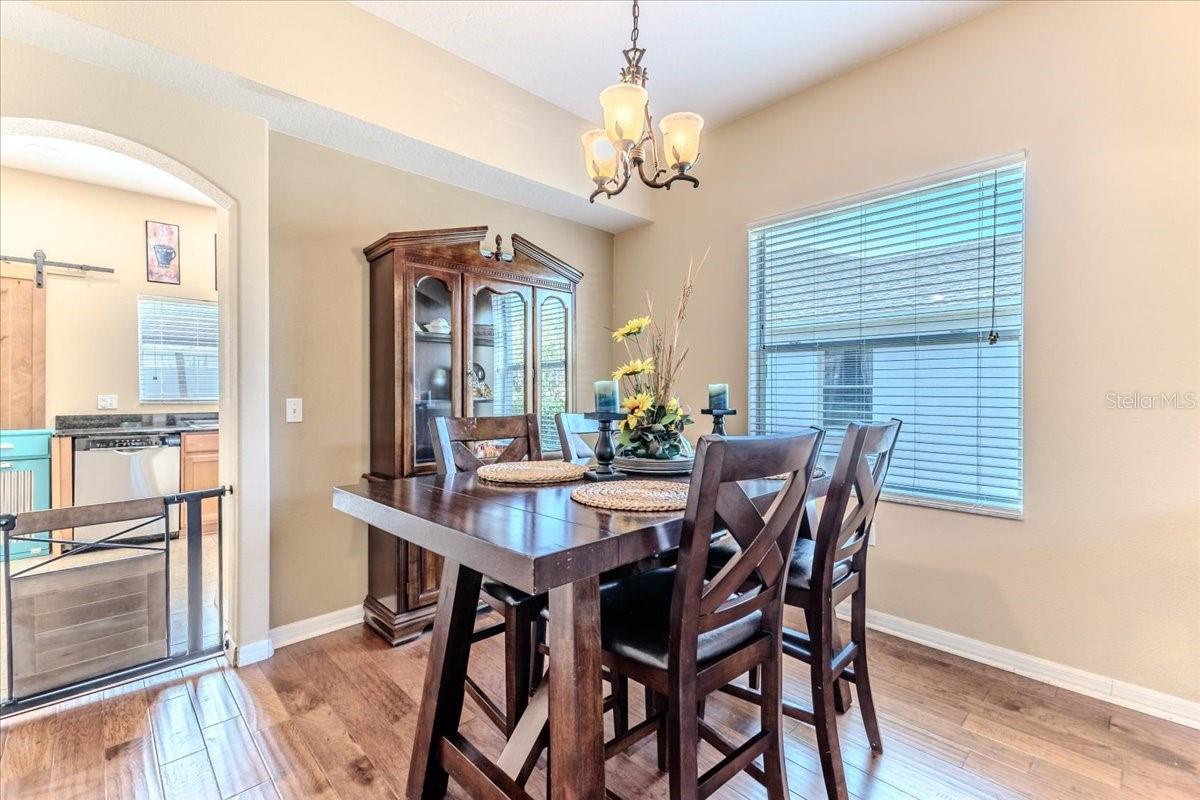 Image 10 of 66 For 4094 Braemere Drive