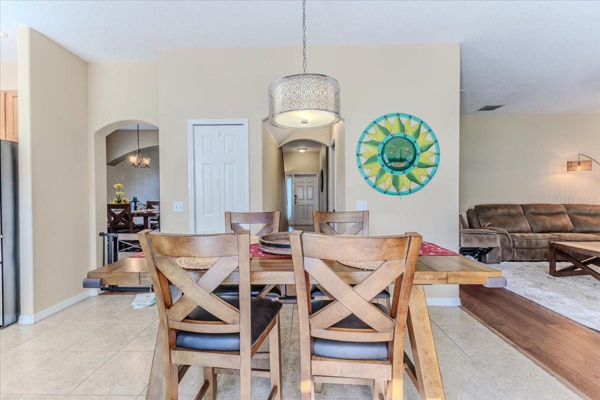 Image 14 of 66 For 4094 Braemere Drive