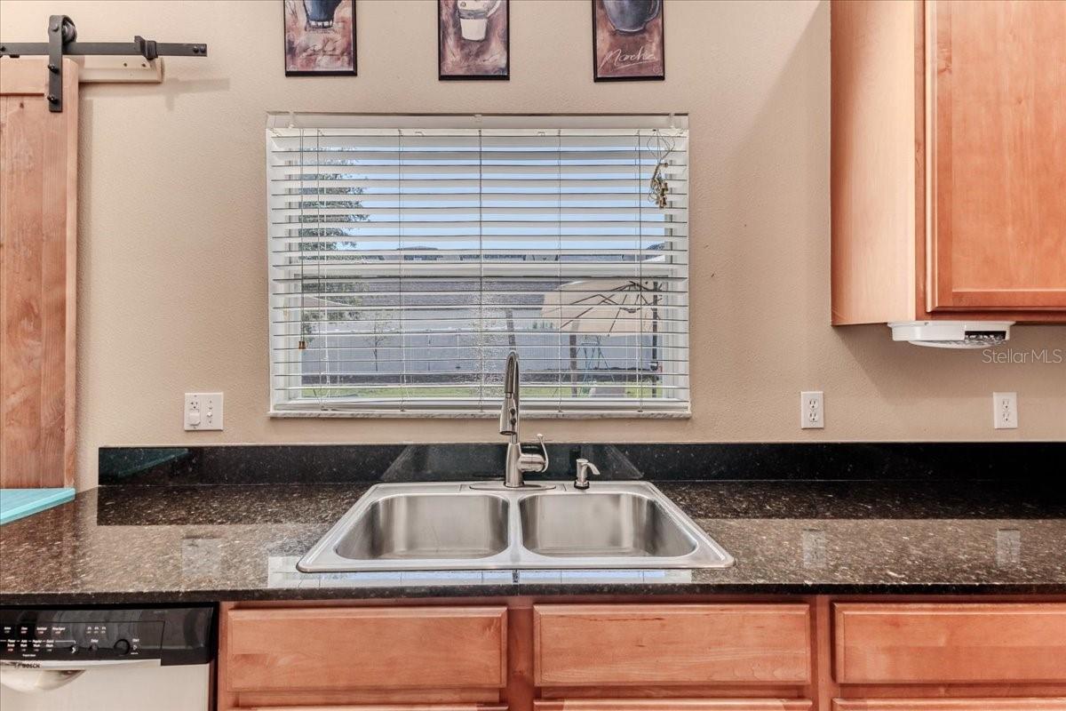 Image 18 of 66 For 4094 Braemere Drive
