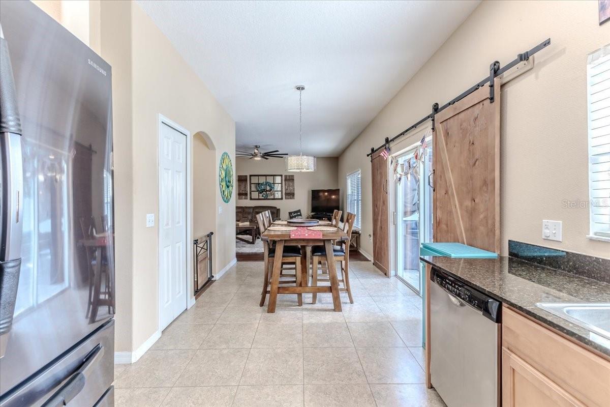 Image 19 of 66 For 4094 Braemere Drive